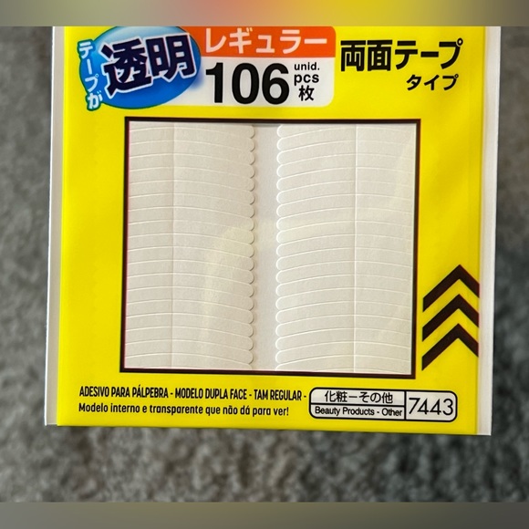 Daiso Japan Eye Eyelid Tape Sticker Double Sided Type Regular Clear 106 pcs - Picture 5 of 8